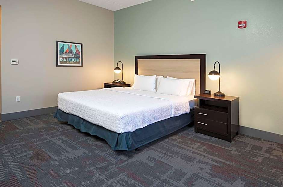 Hampton Inn By Hilton & Suites - Raleigh Downtown