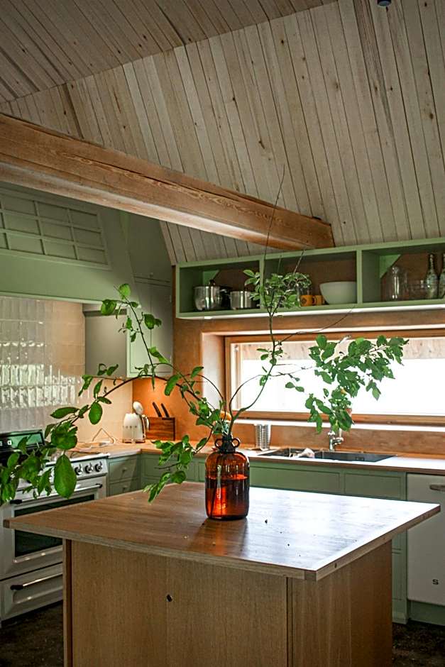 Pinewood Guesthouse