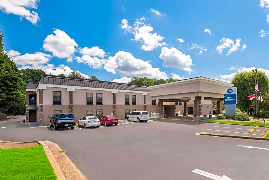 Photo 1 of 27 of Best Western Albemarle Inn