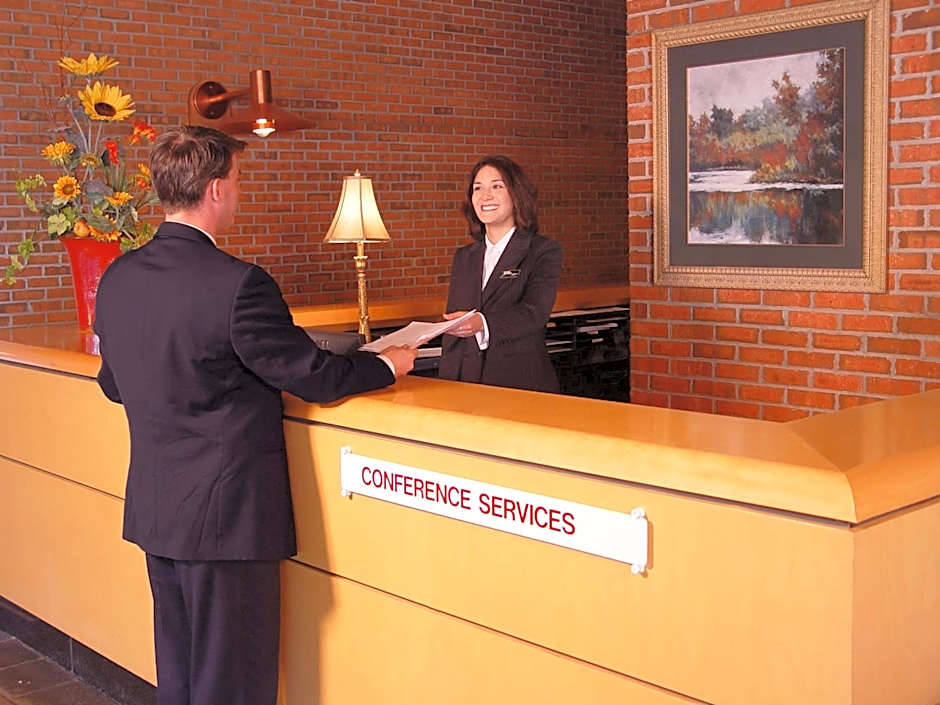 Crowne Plaza Minneapolis West By IHG