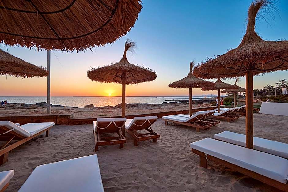 Universal Hotel Cabo Blanco - Adults Only