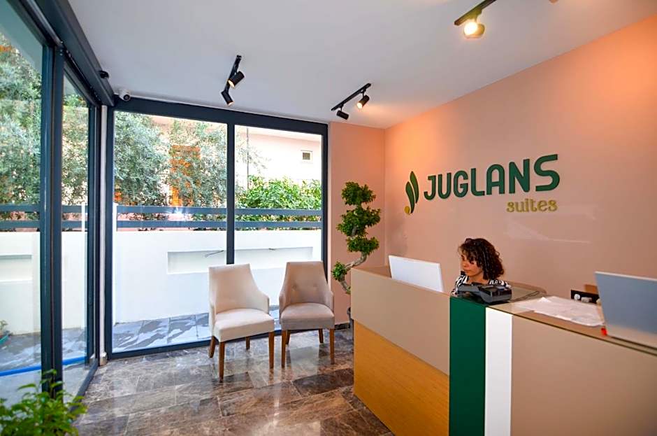 Juglans Suites