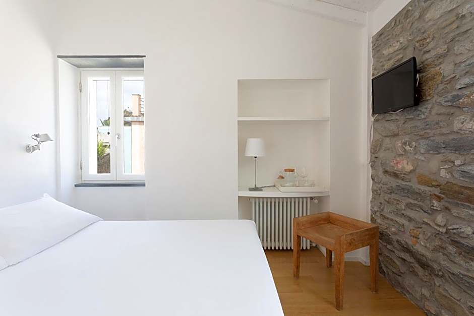 Photo 1 of 12 of Double Room