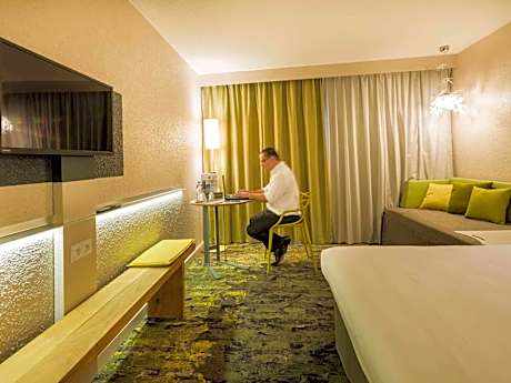 Standard Room with 1 Double Bed