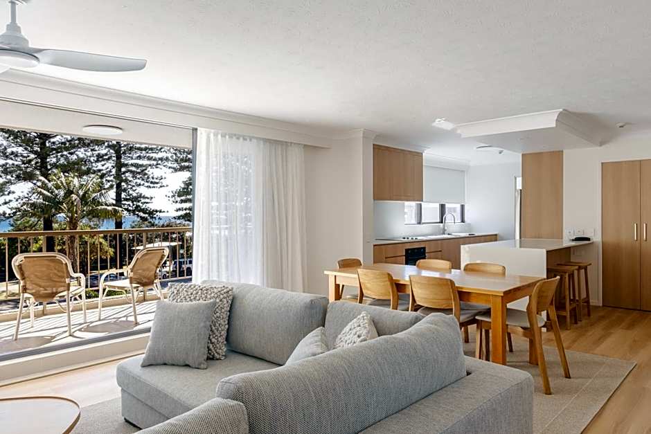 Columbia Beachfront Apartments on Rainbow Bay