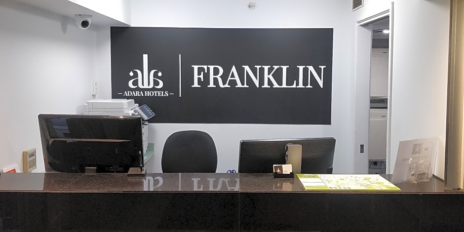 Nova Stargate Apartment Hotel