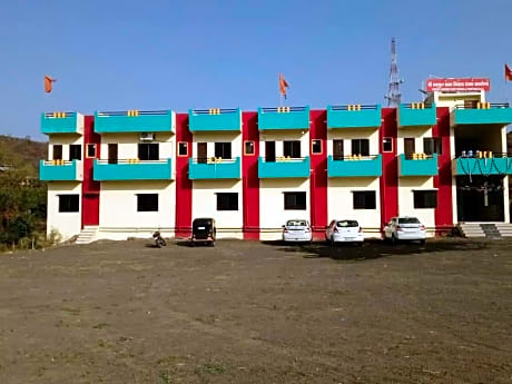 shri sadguru bhaktnivas (lodge)