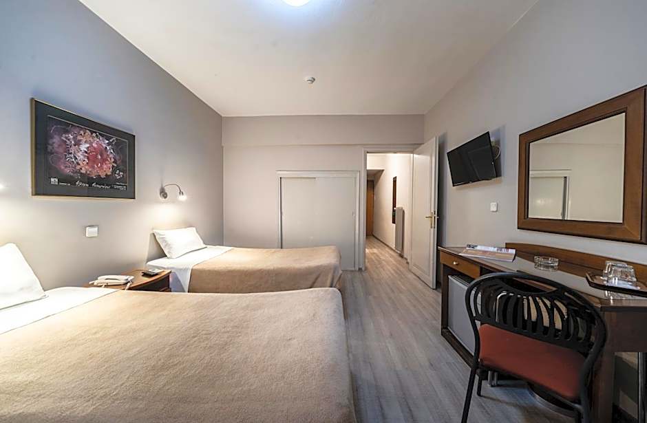 Photo 1 of 7 of Triple Room