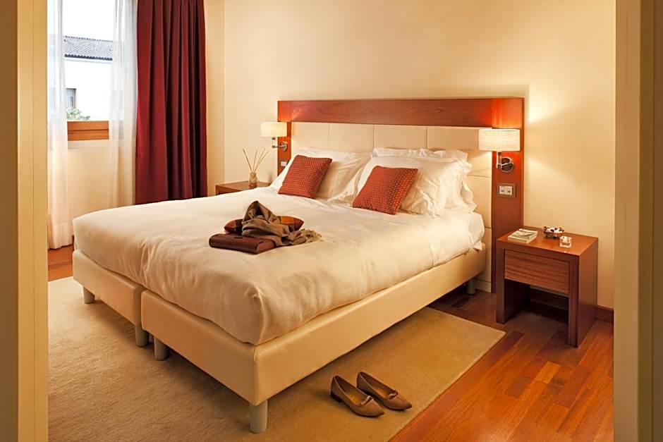 Al Tezzon Hotel
