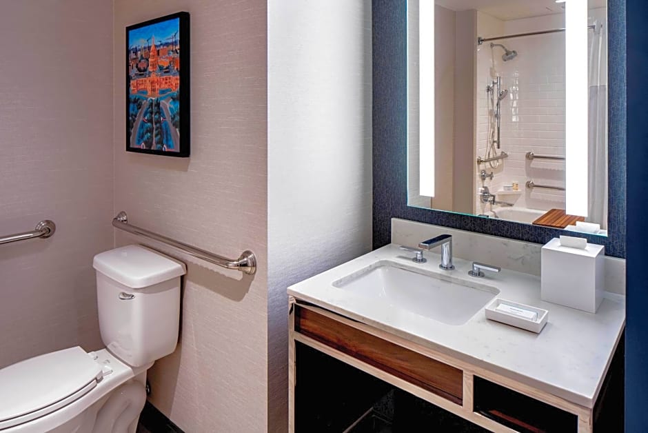 Hilton Garden Inn Austin University Capitol District