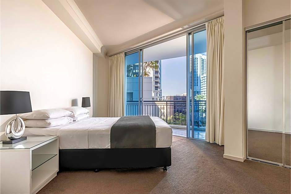 Mantra Towers of Chevron Surfers Paradise