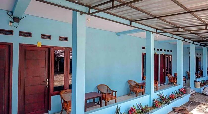 RedDoorz Syariah near Stasiun Pekalongan 3