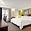 SPOT X Hotel Tampa - Wesley Chapel by The Red Collection