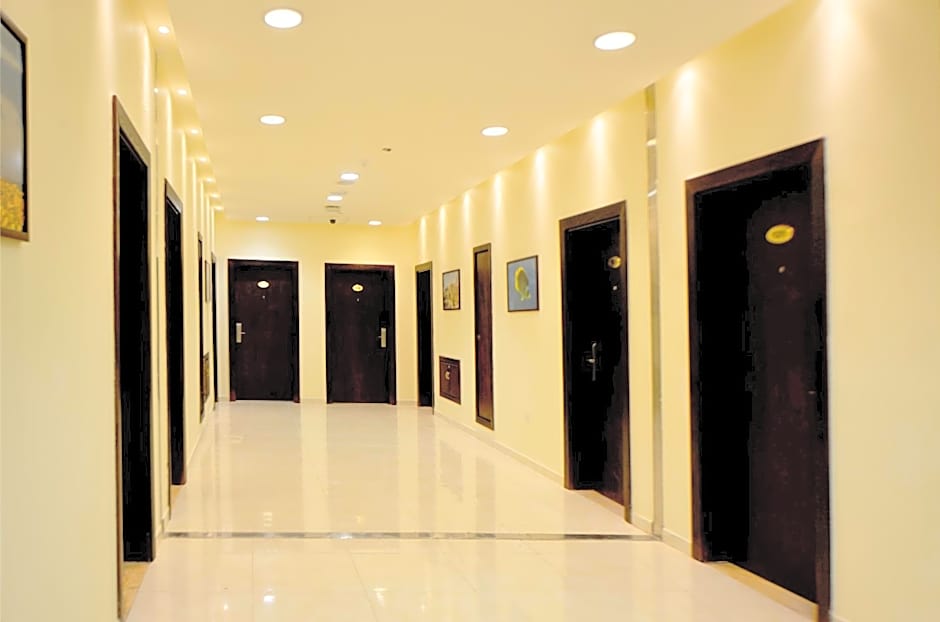 Public Security Hotel & Chalets