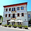Hotel Autoespresso Venice - Atika & Atif