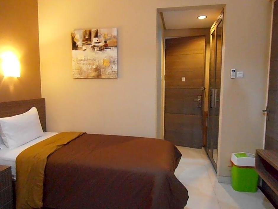 Tirta Mansion Premier