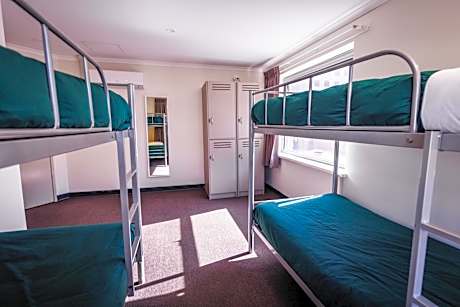 Bed in 4-Bed Mixed Dormitory Room