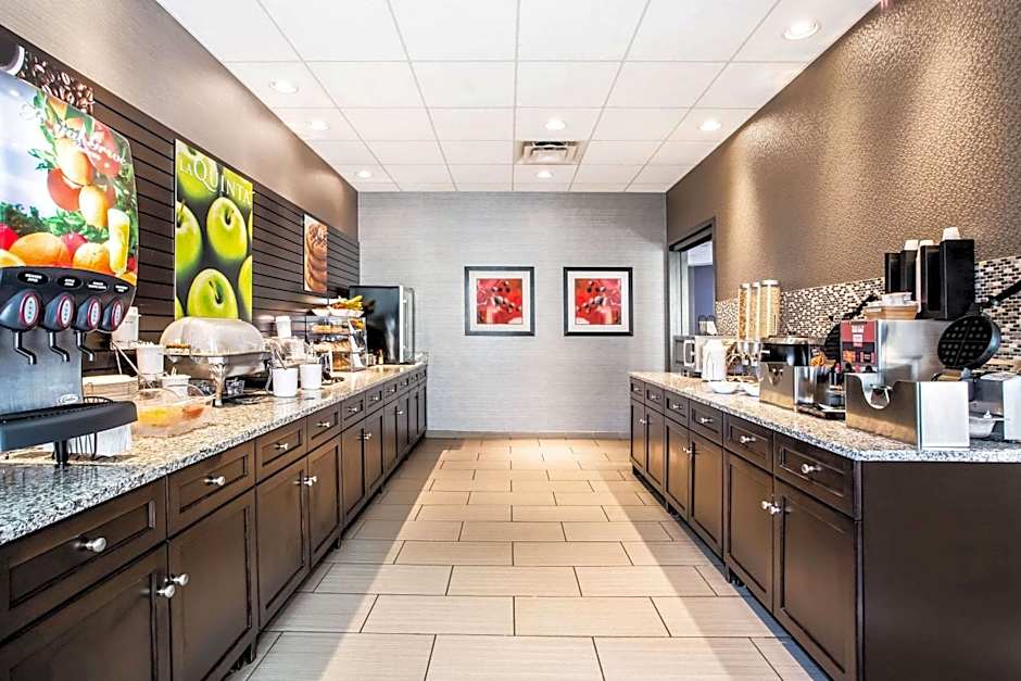 La Quinta Inn & Suites by Wyndham Lynchburg At Liberty Univ.