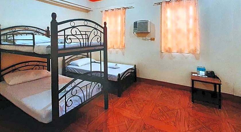RedDoorz @ Johsons Pension House Butuan City