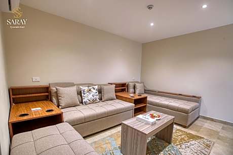 Executive Suite with Pyramids and Museum View