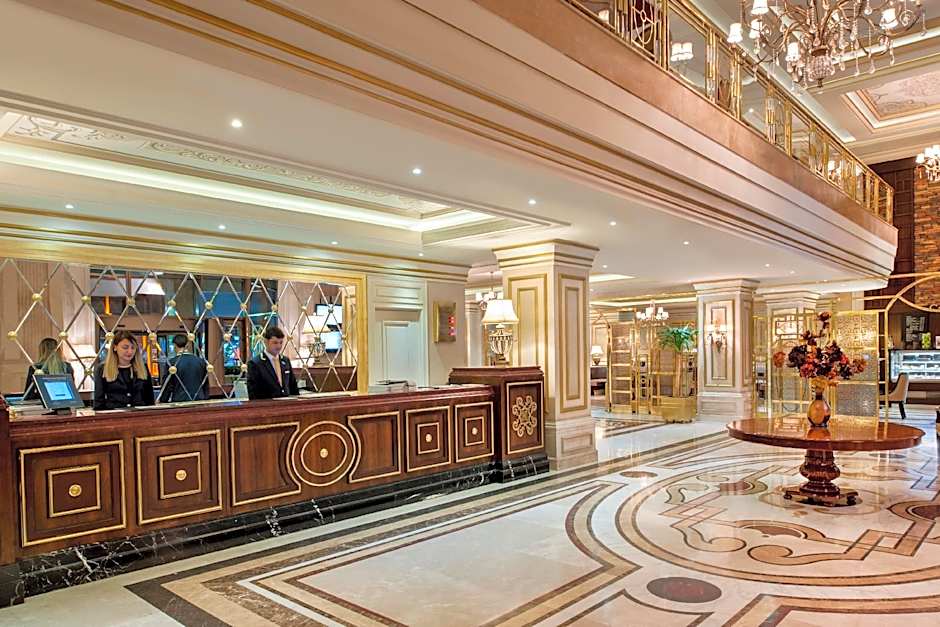 Elite World Van Hotel