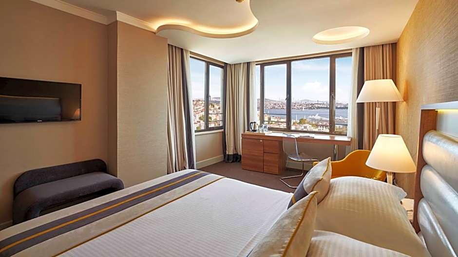 Photo 1 of 9 of Deluxe, Bosphorus View