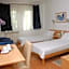 Hotel 7
