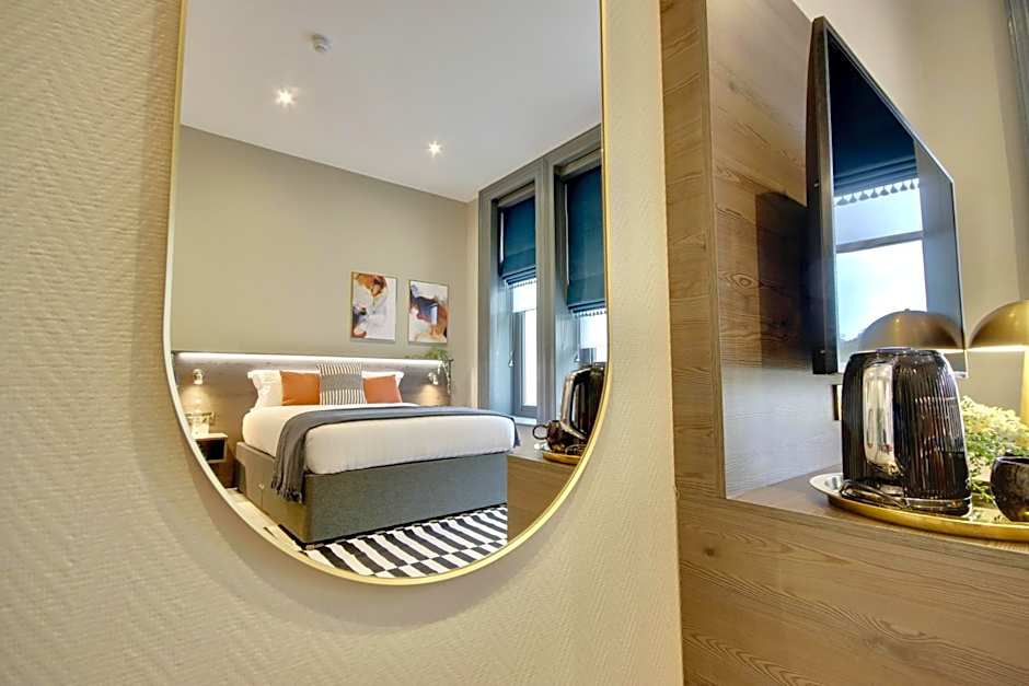 Orange Grove Hotel & Gardens