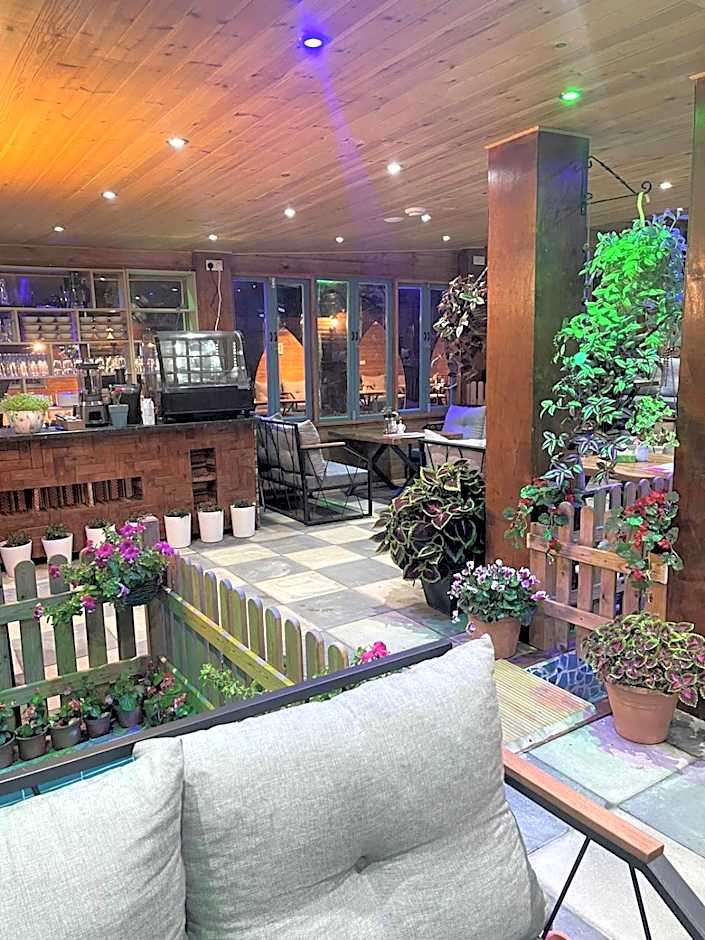 White Rose Hotel & Restaurant - Leeds