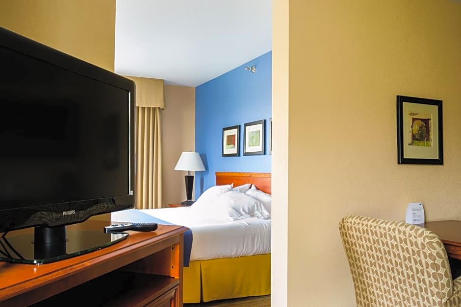 Holiday Inn Express Hotel & Suites Acme-Traverse City