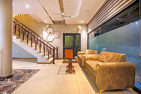 Hotel Ricky International by Sahibs Hotels