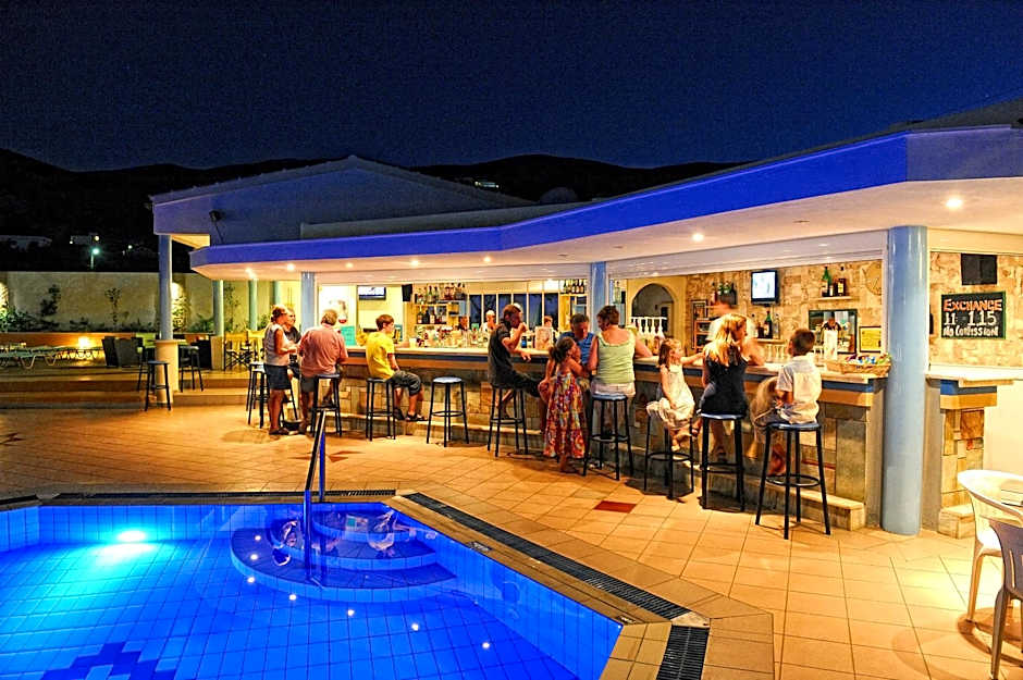 Melissa Apartments, Studios & Suites