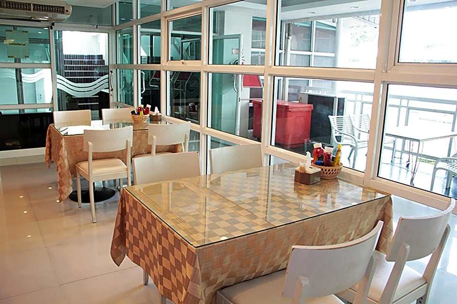 V Verve Service Apartment Hotel