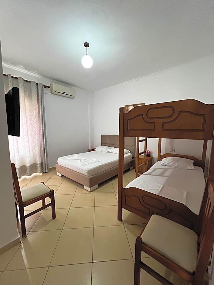 Hotel Rixhi