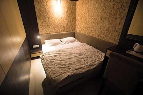 Social Safari Hostel