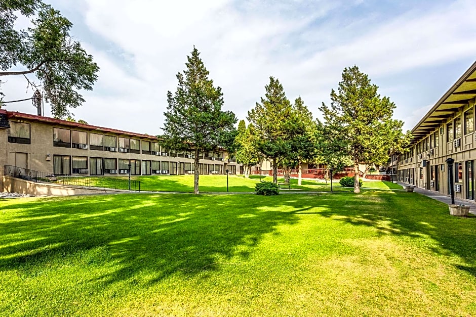 Econo Lodge near Snake River