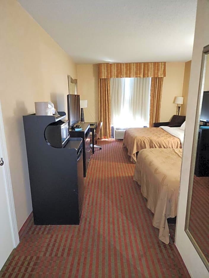 Quality Inn & Suites Somerset