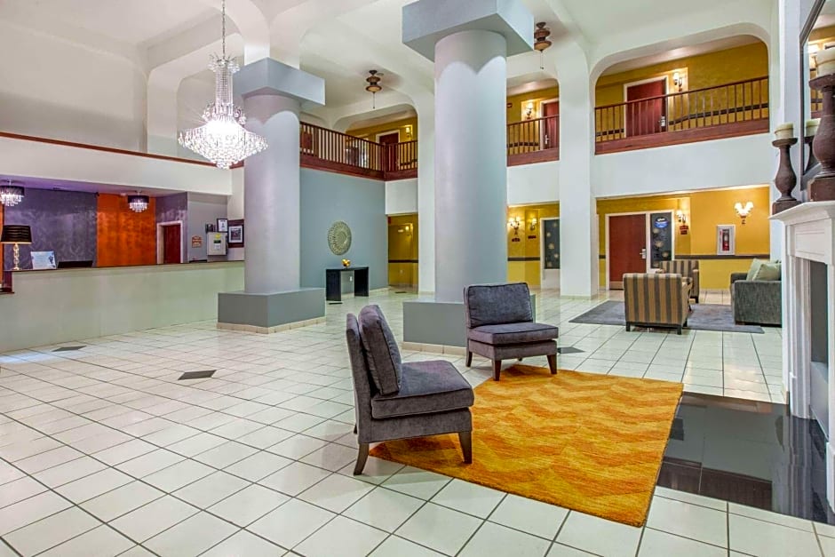 Super 8 by Wyndham Lubbock West