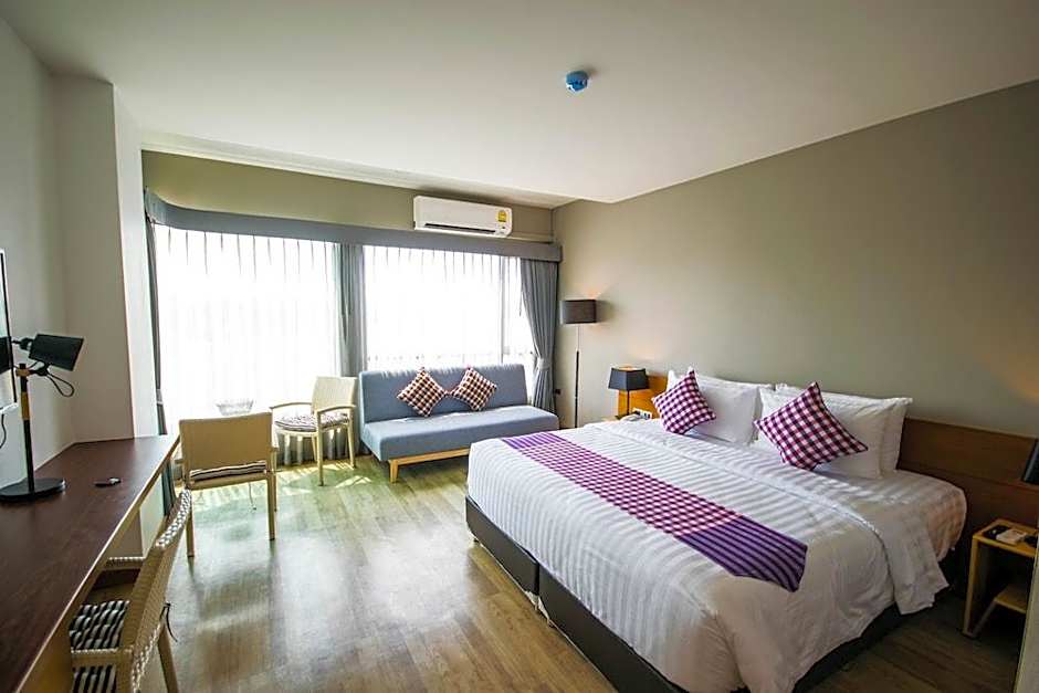 Comet Hotel Surat Thani