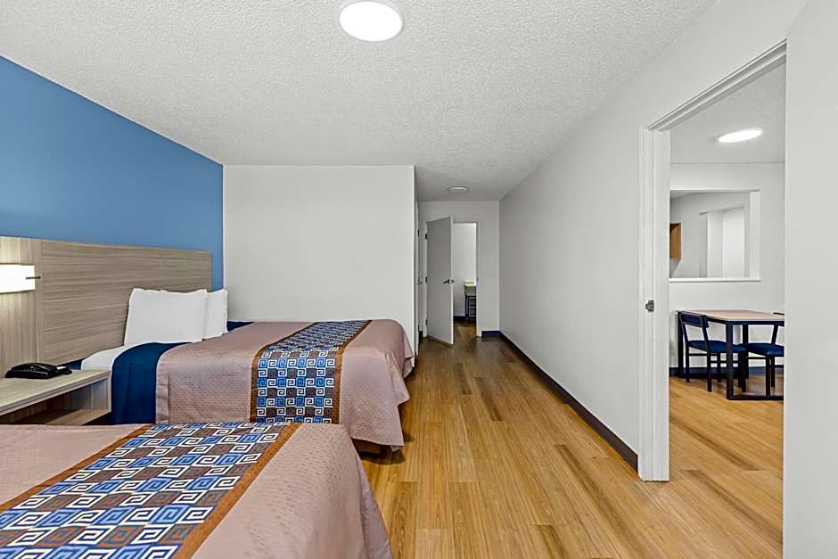 Suburban Studios Copley Akron West