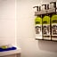 Holiday Inn Express & Suites Detroit - Farmington Hills By IHG