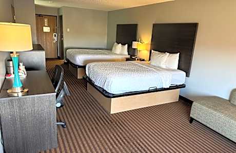 2 Queen Beds Mobility Accessible Room Bathtub w/ Grab Bars Non-Smoking