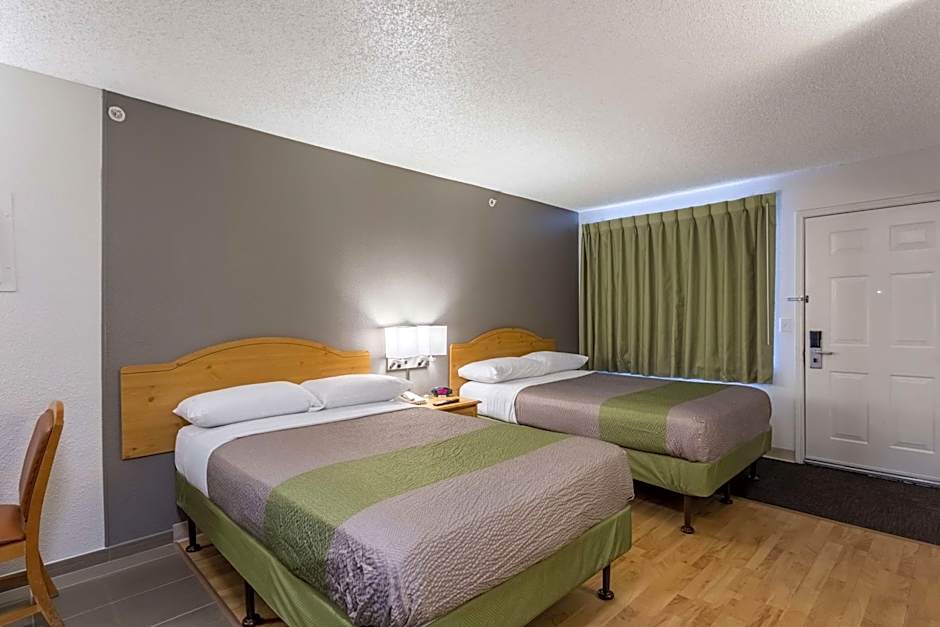 Studio 6-Albuquerque, NM - North