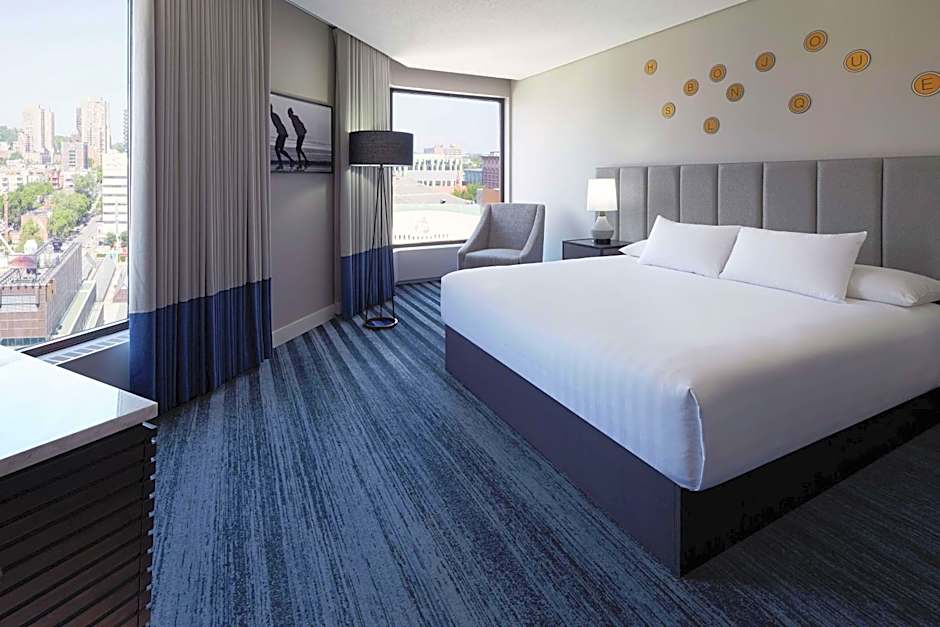 DoubleTree by Hilton Montreal