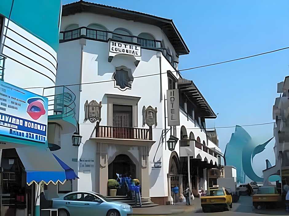 Hotel Colonial
