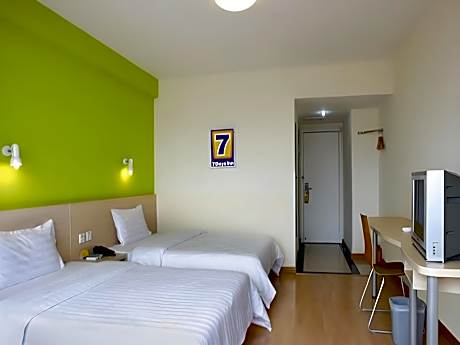 Mainland Chinese Citizens - Special offer Twin Room