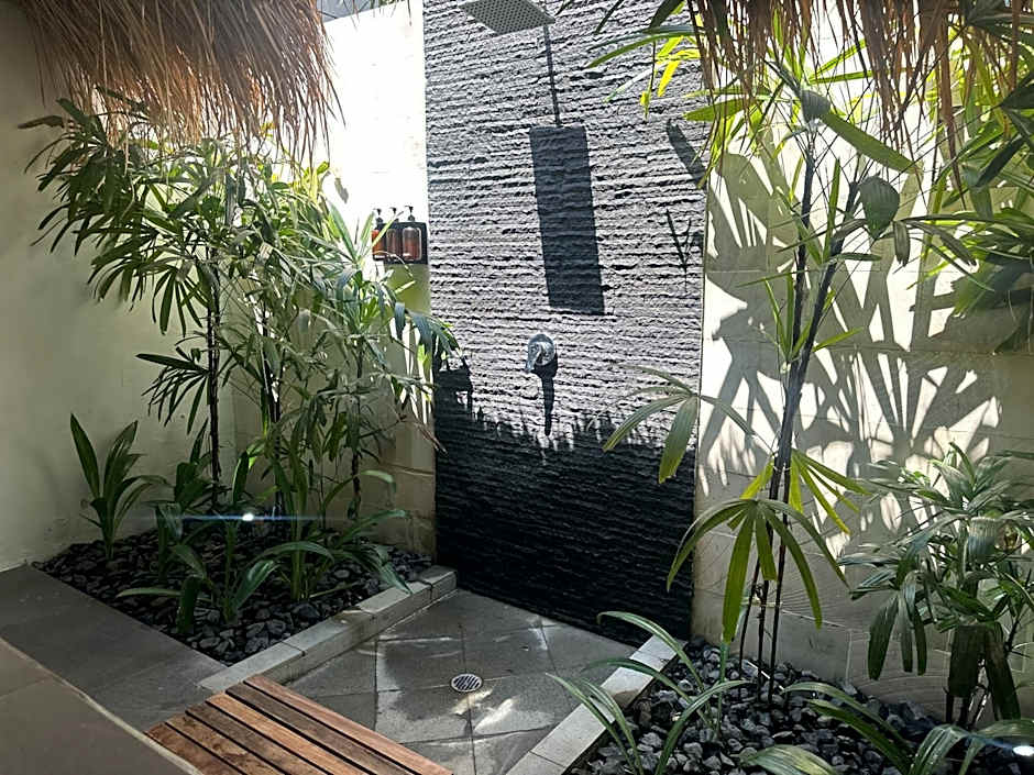 Sol Villas - Modern Tropical Stays