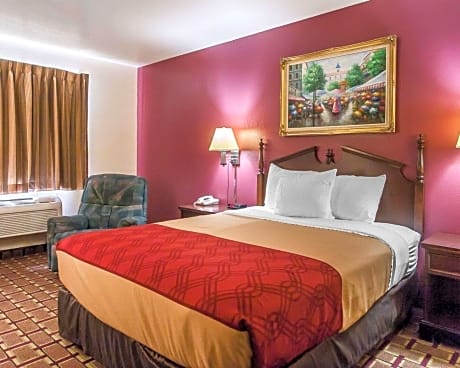 1 Queen Bed, Nonsmoking