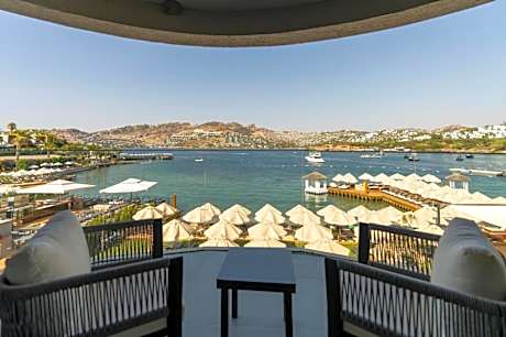 Deluxe Double Room with Sea View