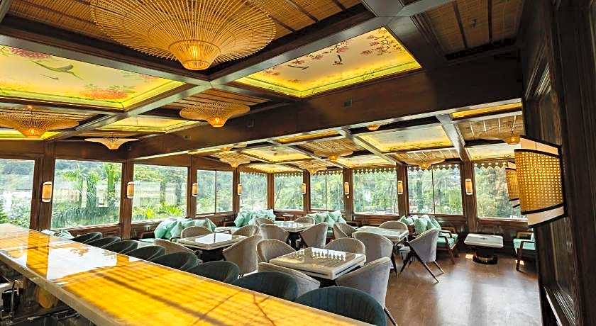 Chacha Inn - The Garden Retreat